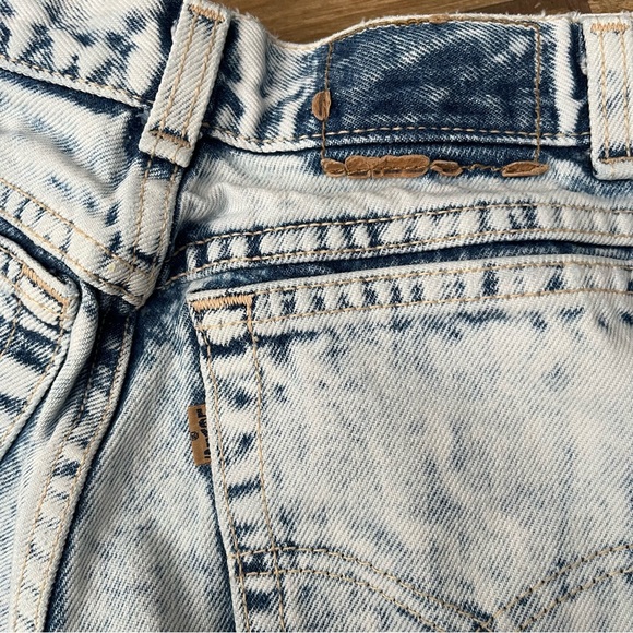 Levi’s Vintage 80s Brown Tab Acid Wash Mom Jeans Size 5 - Picture 6 of 7